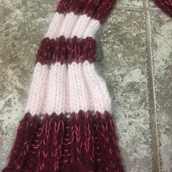 Old Navy long knit scarf - Picture 6 of 6